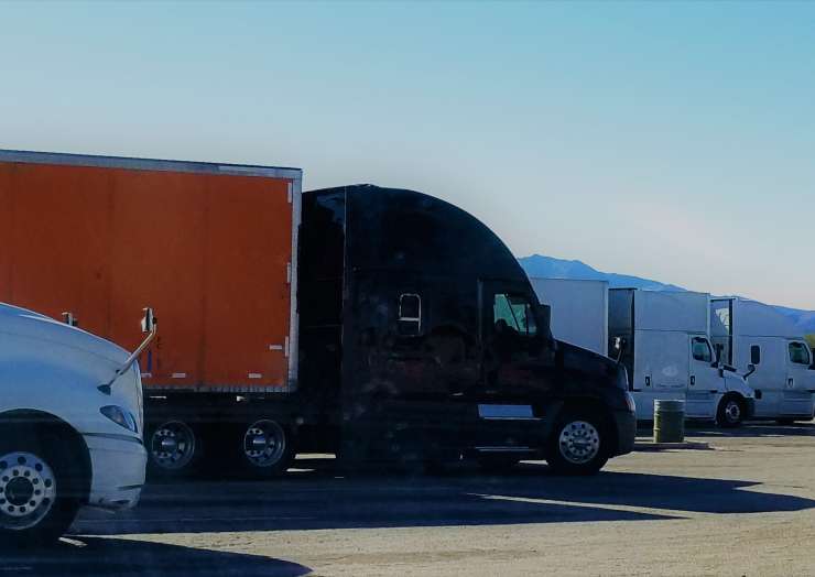 Efektīva Loģistika: Kā Samazināt Piegādes Laiku un Izmaksas